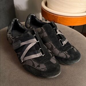 Coach Juli Womens 8 Sneakers Grey & Black Signature Print Athleisure